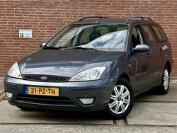 Grijs Gebruikt 2005 Ford Focus Futura Stationwagen | € 1.450 (Eerlijke prijs)