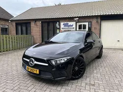 Zwart Gebruikt 2019 Mercedes A180 Business Hatchback | € 17.950 (Goede deal)
