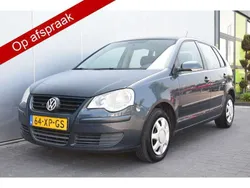 Blauw, metallic lak Gebruikt 2007 VW Polo Hatchback | € 1.500 (Eerlijke prijs)