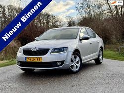 Grijs Gebruikt 2014 Skoda Octavia Business Line Hatchback | € 7.995 (Iets duurder)