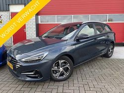Blauw Gebruikt 2022 Hyundai i30 Comfort Stationwagen | € 17.888 (Eerlijke prijs)