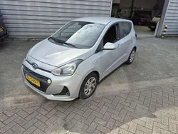 Grijs Gebruikt 2020 Hyundai i10 Comfort Hatchback | € 10.900 (Goede deal)