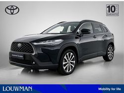 Zwart metallic Gebruikt 2025 Toyota Corolla Cross Style SUV | € 37.945 (Eerlijke prijs)