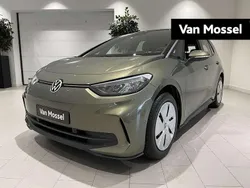 Groen Nieuw 2024 VW ID.3 Pure Hatchback | € 34.499