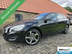 Zwart Gebruikt 2011 Volvo V60 R-Design Stationwagen | € 7.995 (Eerlijke prijs)