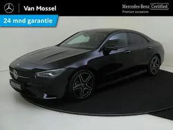 Zwart Gebruikt 2024 Mercedes CLA180 AMG line Sedan | € 38.945 (Eerlijke prijs)