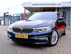 Blauw, metallic lak Gebruikt 2017 BMW 530 Executive Stationwagen | € 24.950 (Eerlijke prijs)