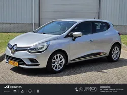 Platiniumgrijs d69 Gebruikt 2018 Renault Clio IV Intens Hatchback | € 10.485 (Eerlijke prijs)