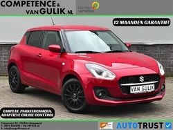 Rood (metallic) Gebruikt 2021 Suzuki Swift Hatchback | € 15.950 (Eerlijke prijs)