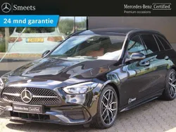 Zwart, metallic lak Gebruikt 2024 Mercedes C180 AMG line Stationwagen | € 56.245