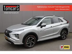 Grijs, metallic lak Gebruikt 2023 Mitsubishi Eclipse Cross Intense+ SUV | € 28.950 (Eerlijke prijs)
