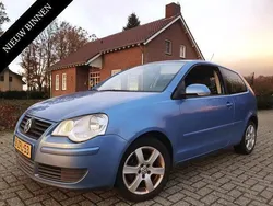 Blauw Gebruikt 2006 VW Polo Hatchback | € 2.995 (Eerlijke prijs)