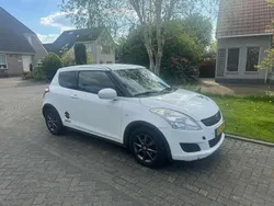 Wit Gebruikt 2011 Suzuki Swift Hatchback | € 3.999