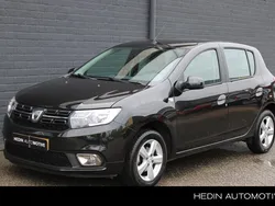 Zwart, metallic lak Gebruikt 2018 Dacia Sandero Hatchback | € 7.999 (Eerlijke prijs)