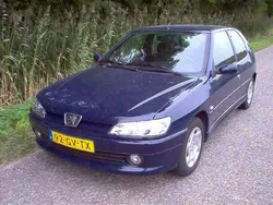 Blauw Gebruikt 2001 Peugeot 306 Hatchback | € 1.450