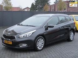 Zwart (metallic) Gebruikt 2013 Kia Ceed Sportswagon Comfort Stationwagen | € 4.499 (Eerlijke prijs)