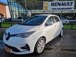 Wit Gebruikt 2020 Renault Zoe Intens Hatchback | € 14.950 (Eerlijke prijs)
