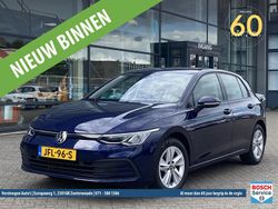 Blauw Gebruikt 2022 VW Golf VIII Business Hatchback | € 21.950 (Eerlijke prijs)