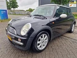 Zwart Gebruikt 2003 Mini Cooper Pepper Hatchback | € 1.599 (Goede deal)