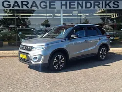 Grijs Gebruikt 2022 Suzuki Vitara Style SUV | € 24.945 (Goede deal)