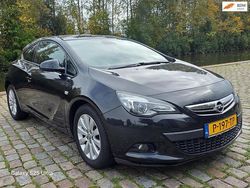 Zwart Gebruikt 2012 Opel Astra GTC Sport Hatchback | € 5.999 (Eerlijke prijs)