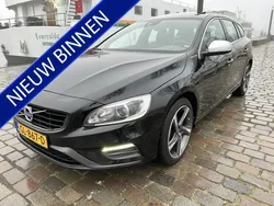 Zwart, metallic lak Gebruikt 2015 Volvo V60 R-Design Stationwagen | € 7.950 (Eerlijke prijs)