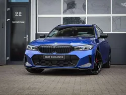 Blauw, metallic lak Gebruikt 2022 BMW 330e M Sport Stationwagen | € 41.500 (Iets duurder)