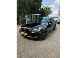 Zwart Gebruikt 2009 BMW 523 Stationwagen | € 7.949 (Eerlijke prijs)