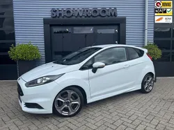 Wit Gebruikt 2016 Ford Fiesta ST Hatchback | € 13.895 (Super prijs)