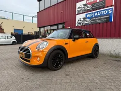 Oranje Gebruikt 2015 Mini ONE Hatchback | € 6.950 (Iets duurder)