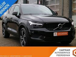 Zwart Gebruikt 2020 Volvo XC40 R-Design SUV | € 30.995 (Eerlijke prijs)