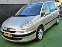 Peugeot 807