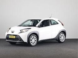 Wit Gebruikt 2024 Toyota Aygo X Play SUV | € 16.400 (Super prijs)