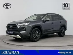 Grijs, metallic lak Gebruikt 2023 Toyota RAV4 SUV | € 46.445 (Eerlijke prijs)