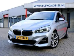 Grijs Gebruikt 2019 BMW 220 M Sport Stationwagen | € 24.950 (Goede deal)