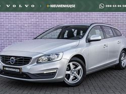 Grijs Gebruikt 2013 Volvo V60 Momentum Stationwagen | € 17.899 (Duur)