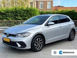 Grijs Gebruikt 2024 VW Polo Edition Hatchback | € 26.895 (Duur)