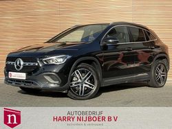Zwart Gebruikt 2022 Mercedes GLA250 Business SUV | € 33.900 (Goede deal)