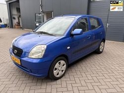 Blauw Gebruikt 2007 Kia Picanto LX Hatchback | € 985 (Goede deal)