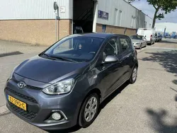 Grijs Gebruikt 2016 Hyundai i10 Hatchback | € 8.995 (Super prijs)
