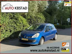 Blauw, metallic lak Gebruikt 2008 Renault Clio II Hatchback | € 1.300 (Goede deal)
