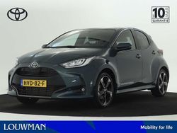 Groen Gebruikt 2025 Toyota Yaris Hybrid Executive Hatchback | € 33.700 (Duur)
