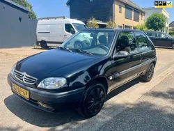 Zwart Gebruikt 2001 Citroën Saxo Furio Hatchback | € 950 (Eerlijke prijs)