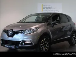 Twotone gris casiopée / noir Gebruikt 2016 Renault Captur Dynamique SUV | € 10.450 (Eerlijke prijs)