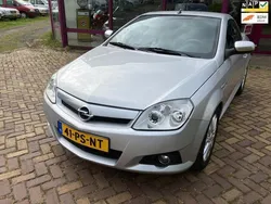 Grijs Gebruikt 2004 Opel Tigra Cosmo Cabriolet | € 3.550 (Iets duurder)