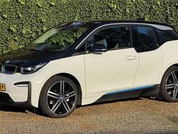 Wit Gebruikt 2019 BMW i3 Basis Hatchback | € 15.950 (Eerlijke prijs)