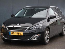 Zwart Gebruikt 2015 Peugeot 308 Premium Stationwagen | € 4.450 (Eerlijke prijs)