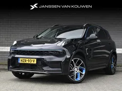 Zwart Gebruikt 2022 Lynk & Co 01 SUV | € 25.395 (Eerlijke prijs)