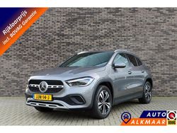 Grijs Gebruikt 2022 Mercedes GLA250 Style SUV | € 36.900 (Goede deal)