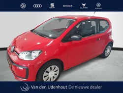 Rood Gebruikt 2017 VW up! take up! Hatchback | € 5.995 (Goede deal)
